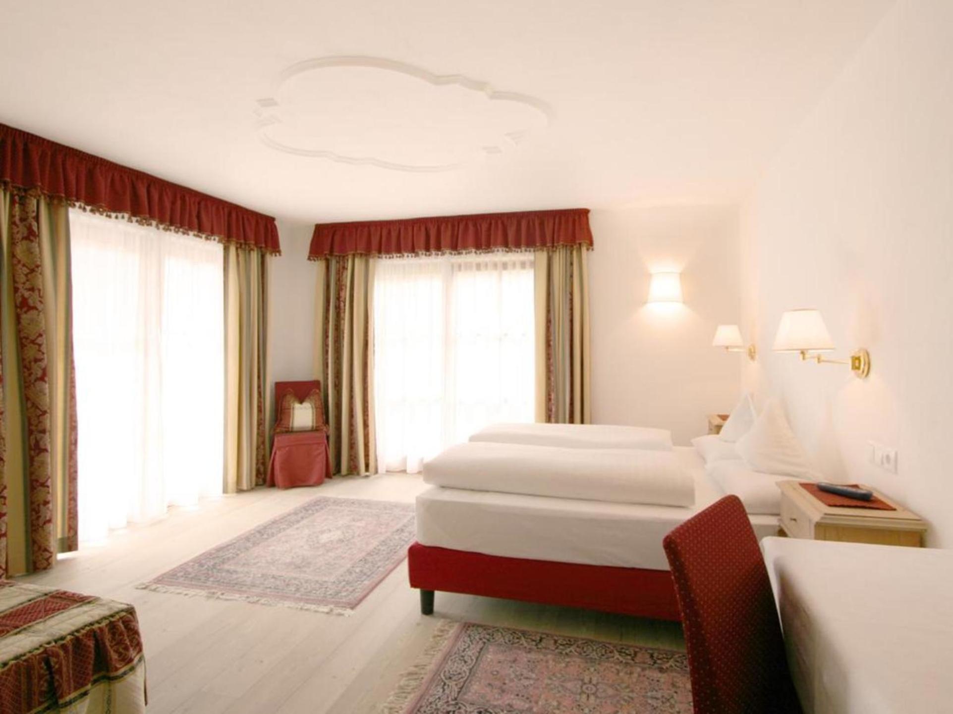 Al Plan, A Mountain Moving Hotel San Vigilio Di Marebbe Exterior foto
