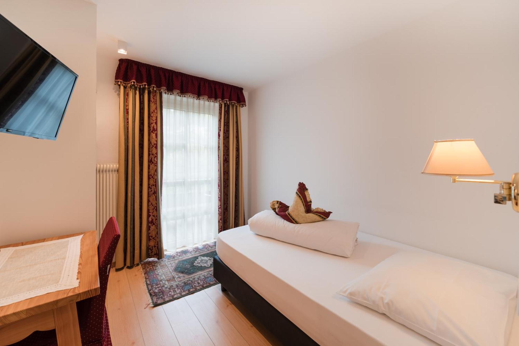Al Plan, A Mountain Moving Hotel San Vigilio Di Marebbe Exterior foto