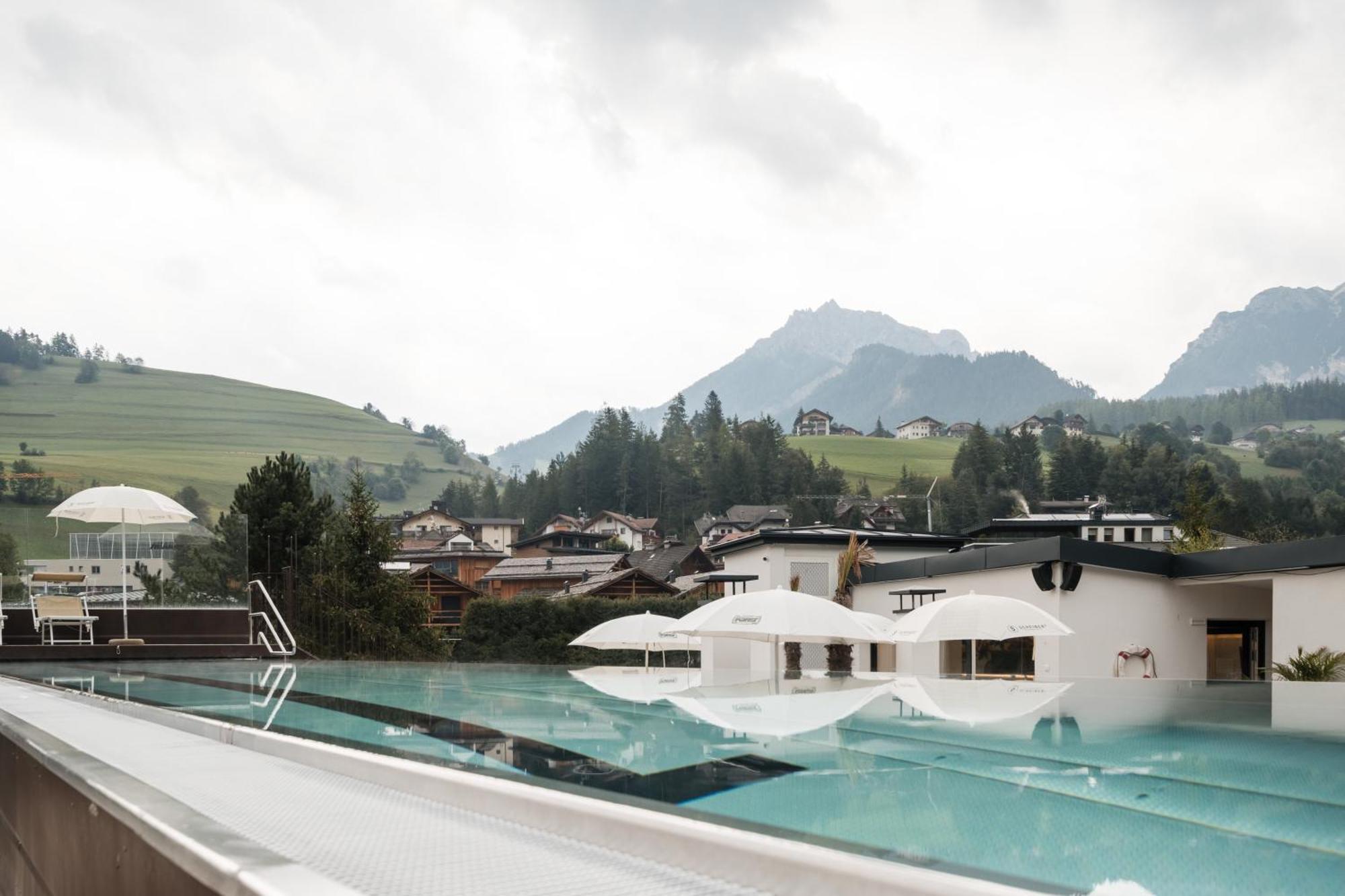 Al Plan, A Mountain Moving Hotel San Vigilio Di Marebbe Exterior foto